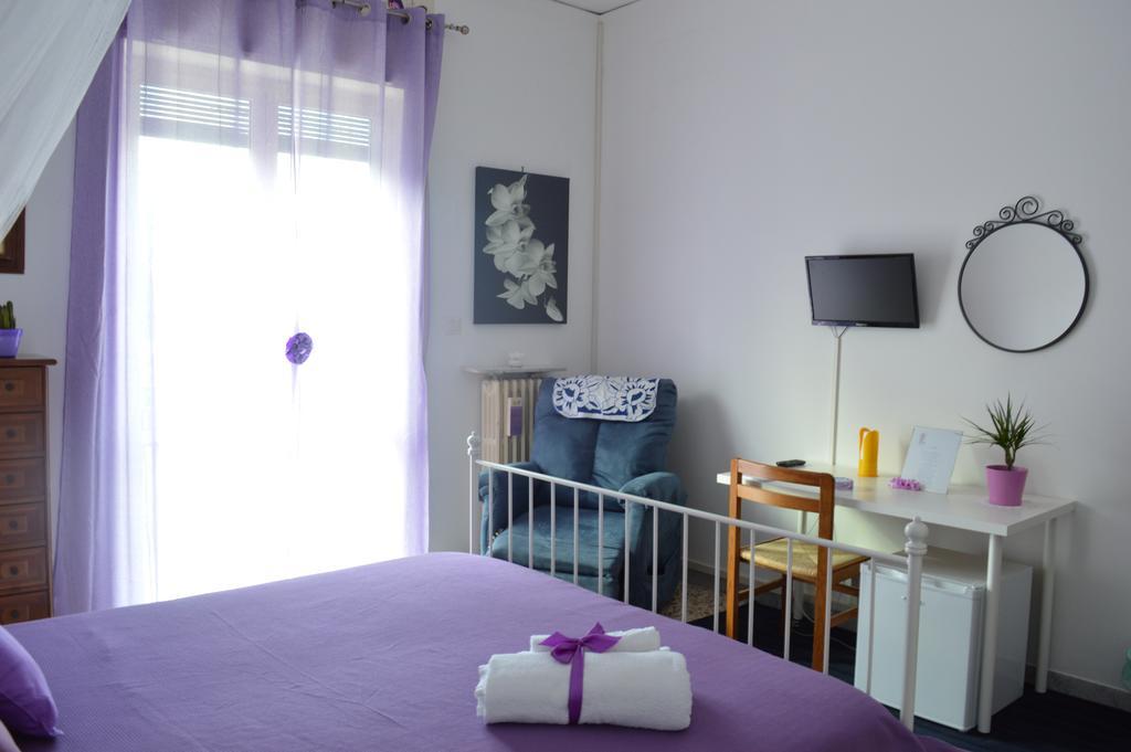Mary'S Home Salerno Room photo